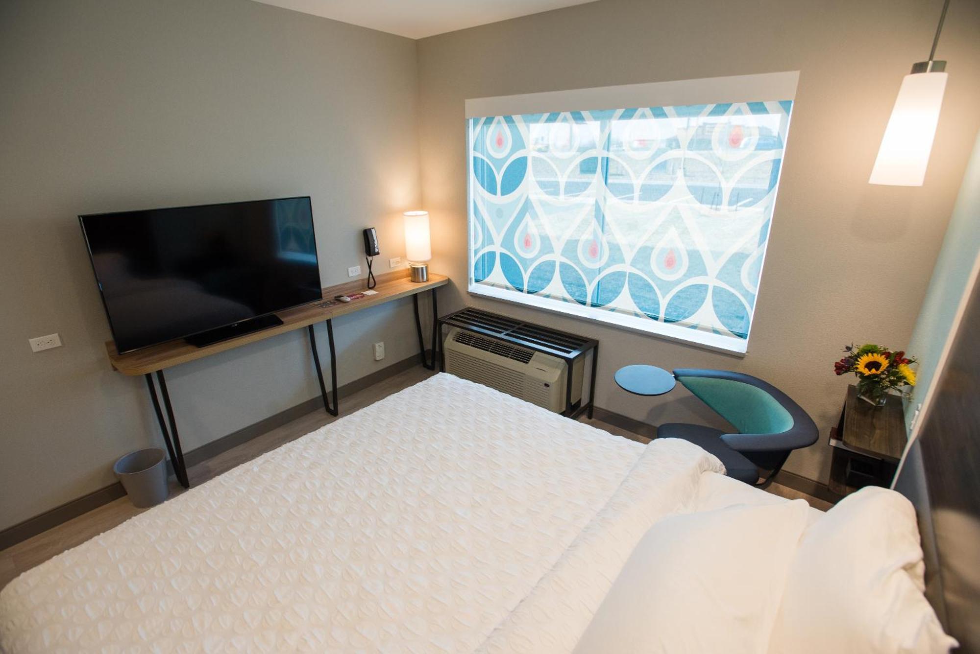 Hotel Tru By Hilton Cedar Rapids Westdale Exterior foto